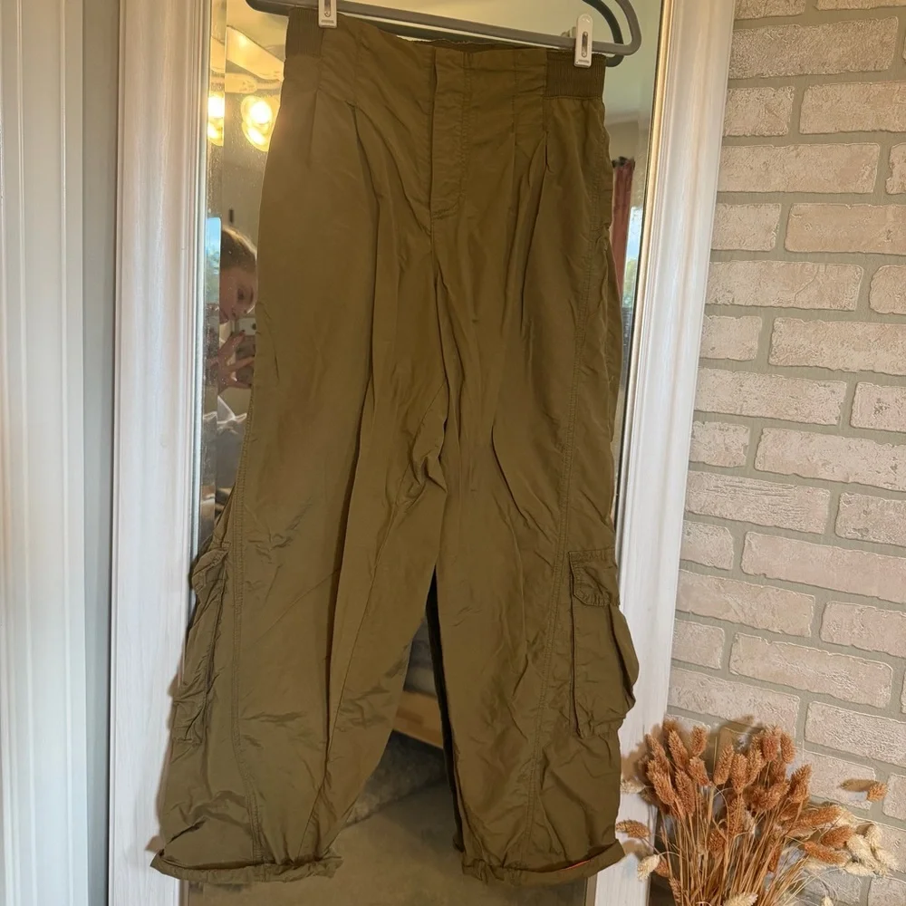 Free People Movement Mesmerize Me Pants - English Ivy - Picture 2 of 4